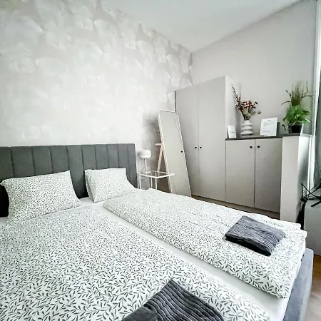 T32 Modern Budapešť