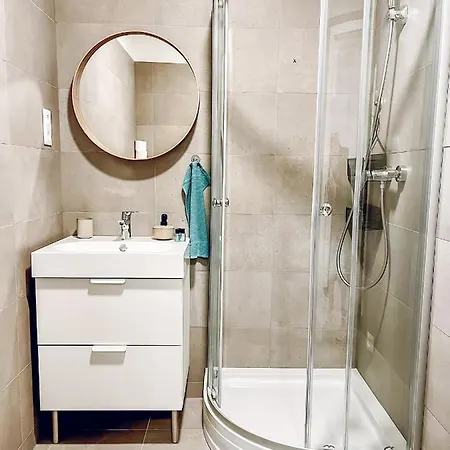 T32 Modern Apartmán *