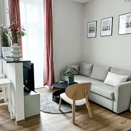 T32 Modern * Budapest