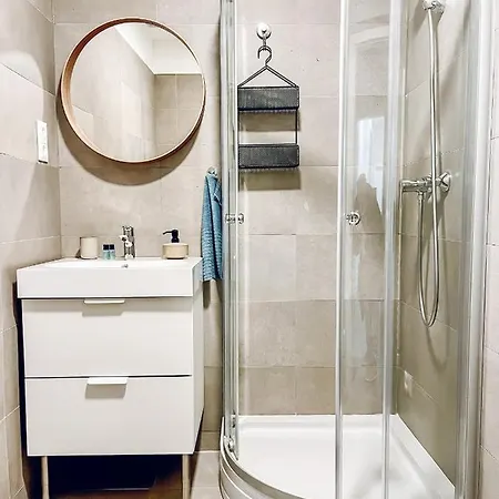 T32 Modern * Budapest