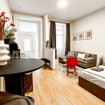Apartment T32 Modern Budapest