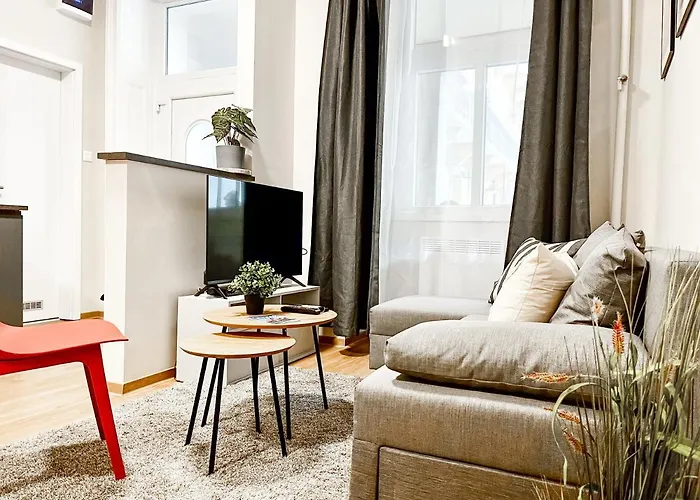Apartament T32 Modern