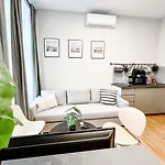 T32 Modern Appartement *