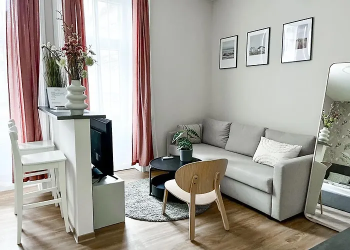 T32 Modern * Βουδαπέστη
