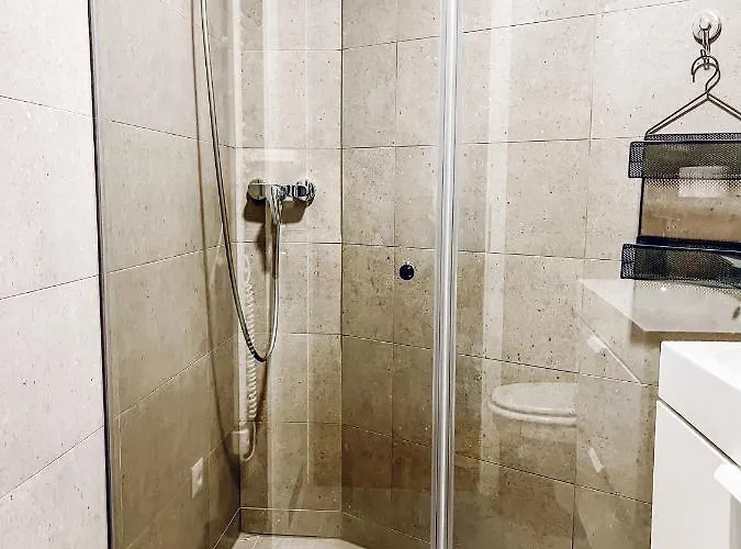 T32 Modern Διαμέρισμα